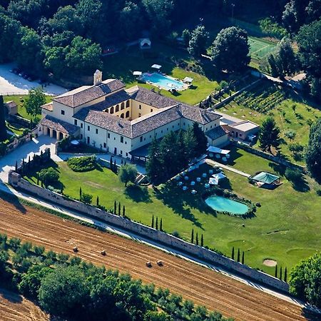 San Pietro Sopra Le Acque Resort & Spa Massa Martana Exterior photo