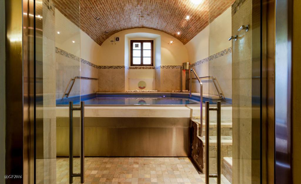 San Pietro Sopra Le Acque Resort & Spa Massa Martana Exterior photo